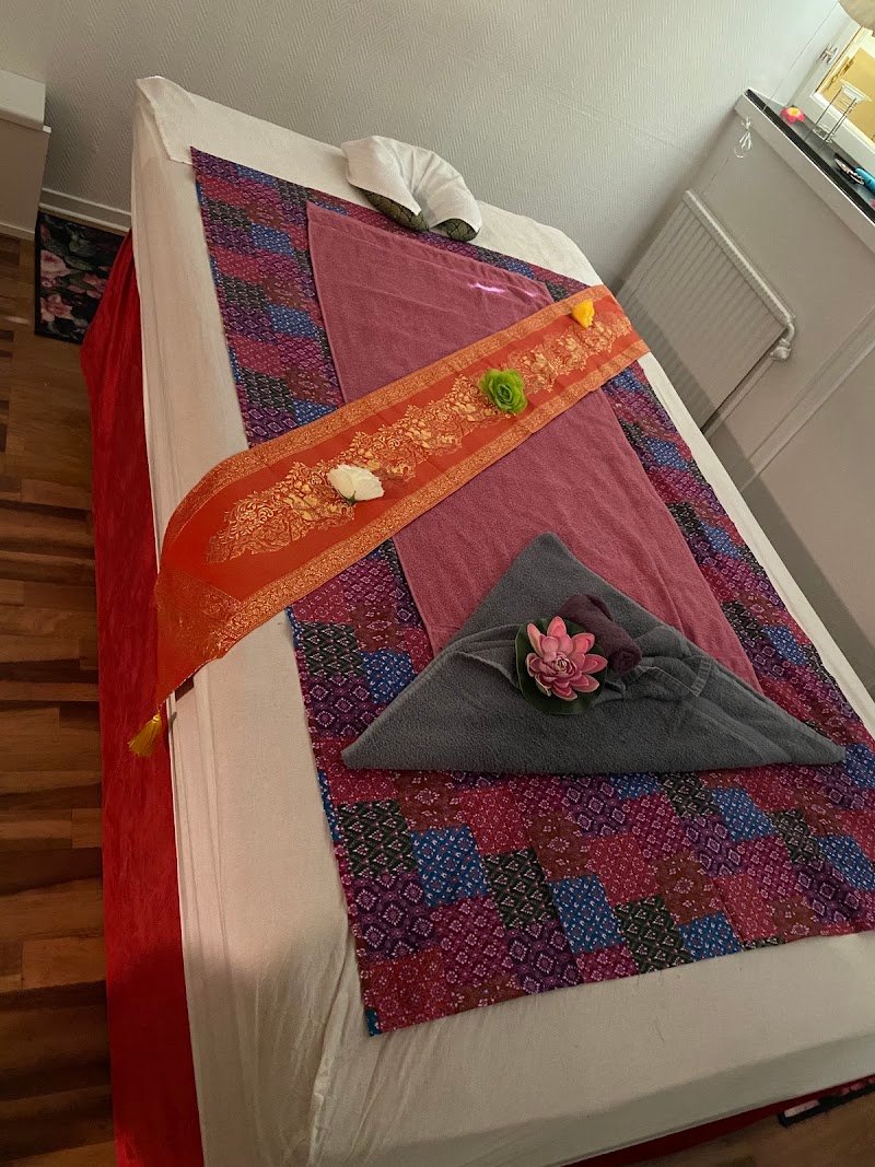bästa thaimassagen i Örebro